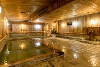 心と体を整える春の旅
ゆったり四万温泉パワースポットめぐり