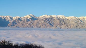 ❄️安曇野　冬の朝焼けの絶景❄️
穂高神社「神竹灯」とウインターイルミネーション