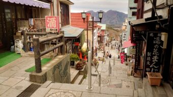 懐かしさがあふれ出す“昭和のあの頃へ”
名湯・伊香保温泉とノスタルジックな2日間