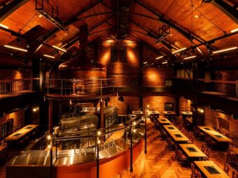 北の大地の春紀行3日間
～桜咲く札幌・小樽・湯けむり漂う早春の登別温泉～