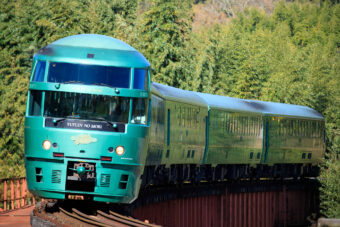 🪴緑深まる九州へ🌿

【ゆふいんの森🚃】と【観光列車ことこと🚃】２つの観光列車の旅