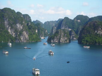 ベトジェットエアで行く世界遺産ハロン湾とハノイ4日